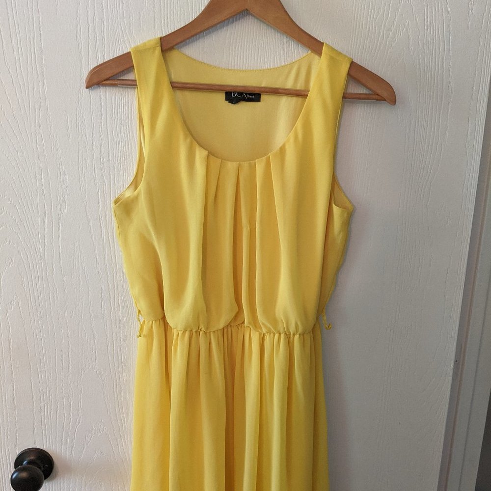 Yellow sleeveless dress